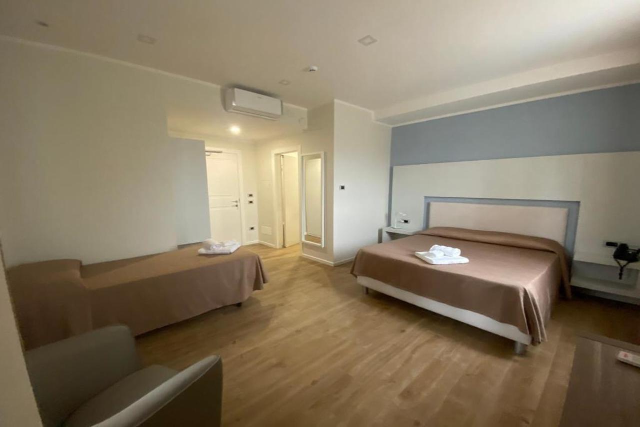 La Porta Del Sole Hotel & Village ซานเฟอร์ดินานโด ภายนอก รูปภาพ
