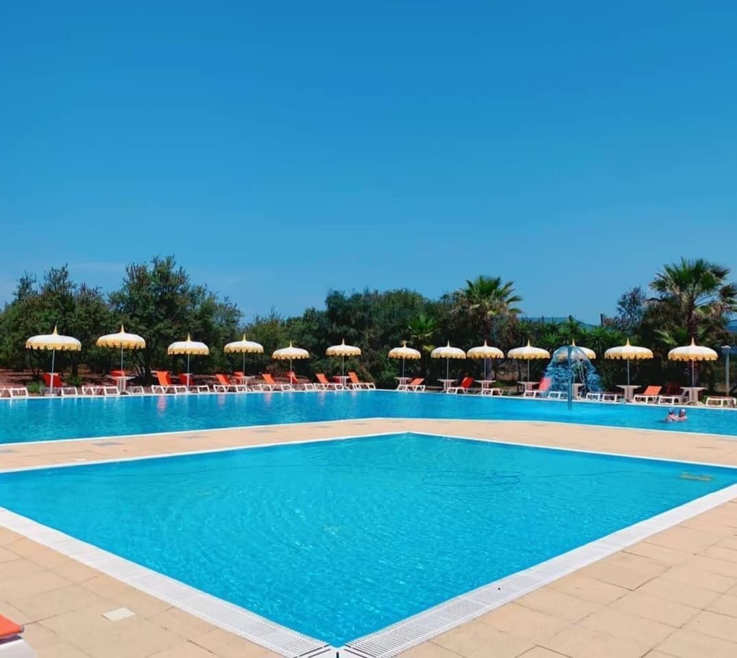 La Porta Del Sole Hotel & Village ซานเฟอร์ดินานโด ภายนอก รูปภาพ