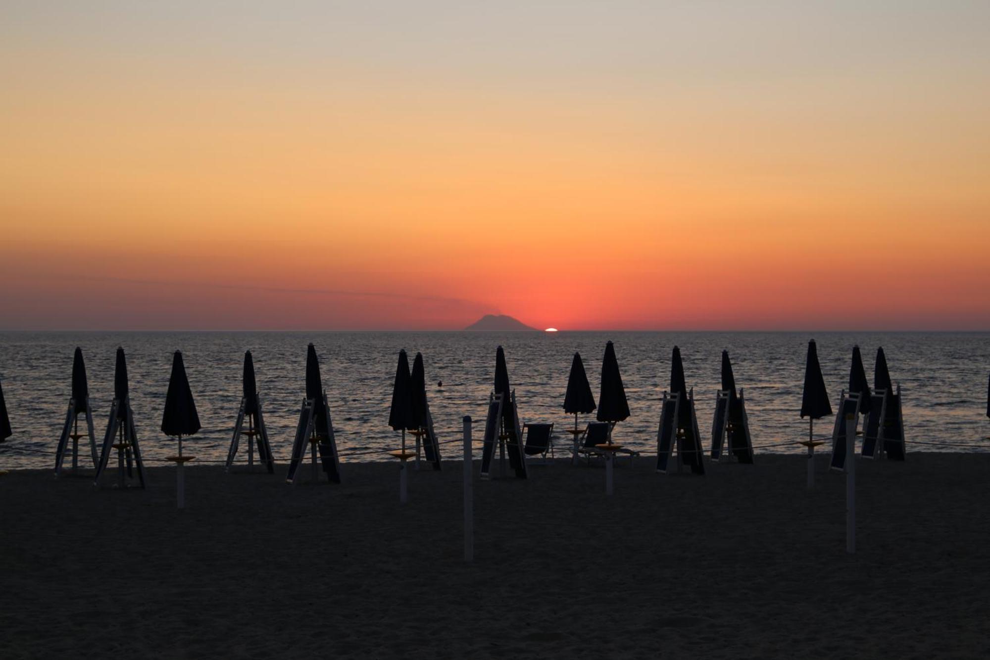 La Porta Del Sole Hotel & Village ซานเฟอร์ดินานโด ภายนอก รูปภาพ